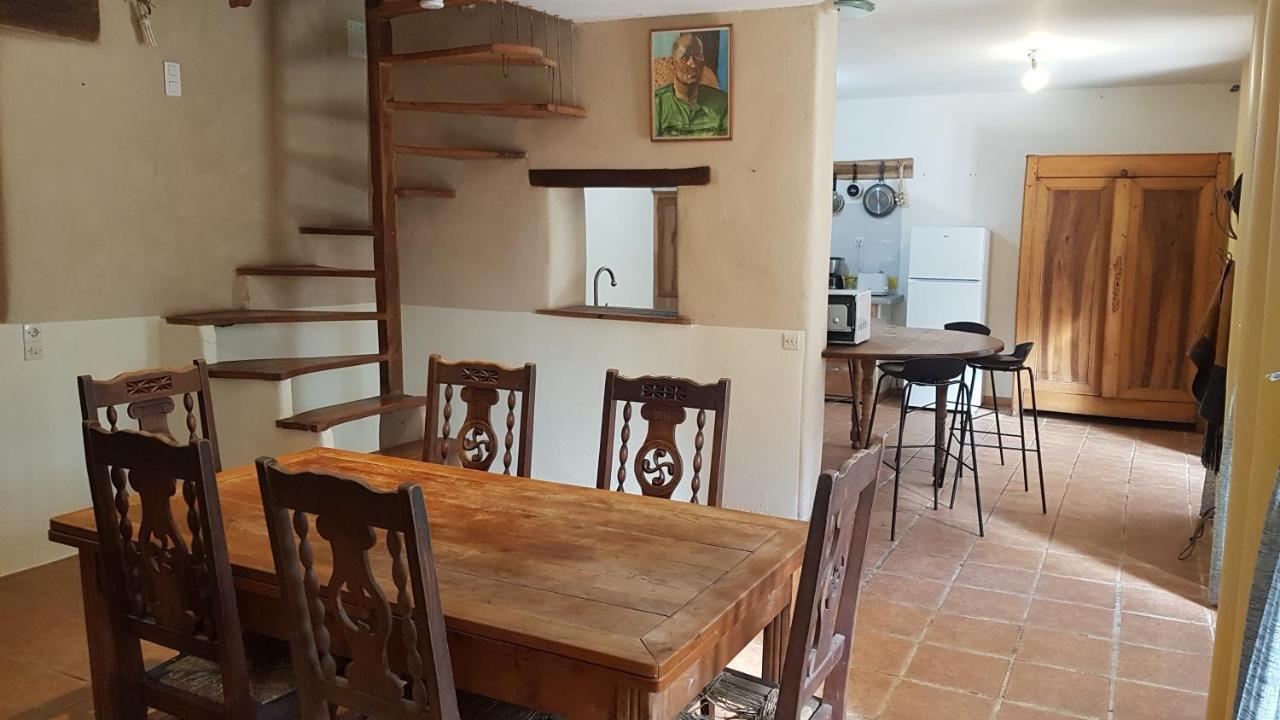 Maison Isolee Dans Les Vignes Et Les Bois Valady Екстериор снимка