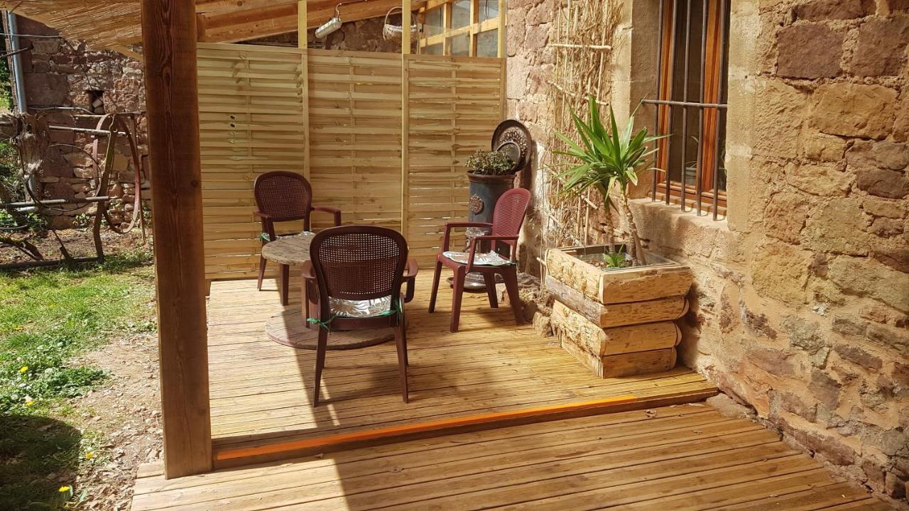 Maison Isolee Dans Les Vignes Et Les Bois Valady Екстериор снимка